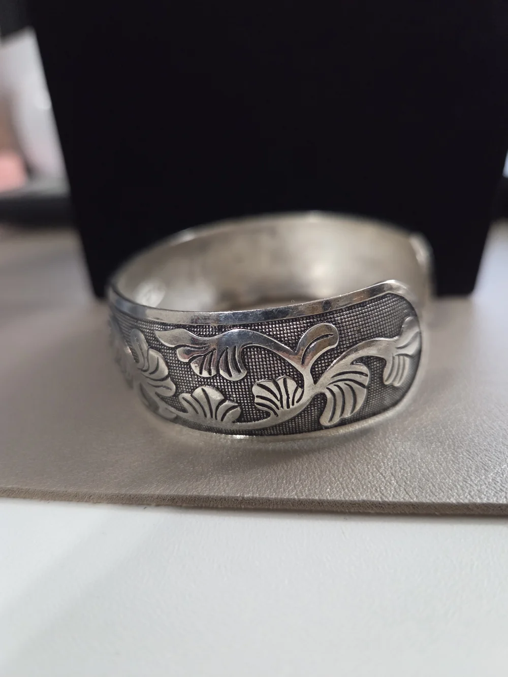 Silver-tone Celtic Knot Engraved Men's Cuff Bracelet